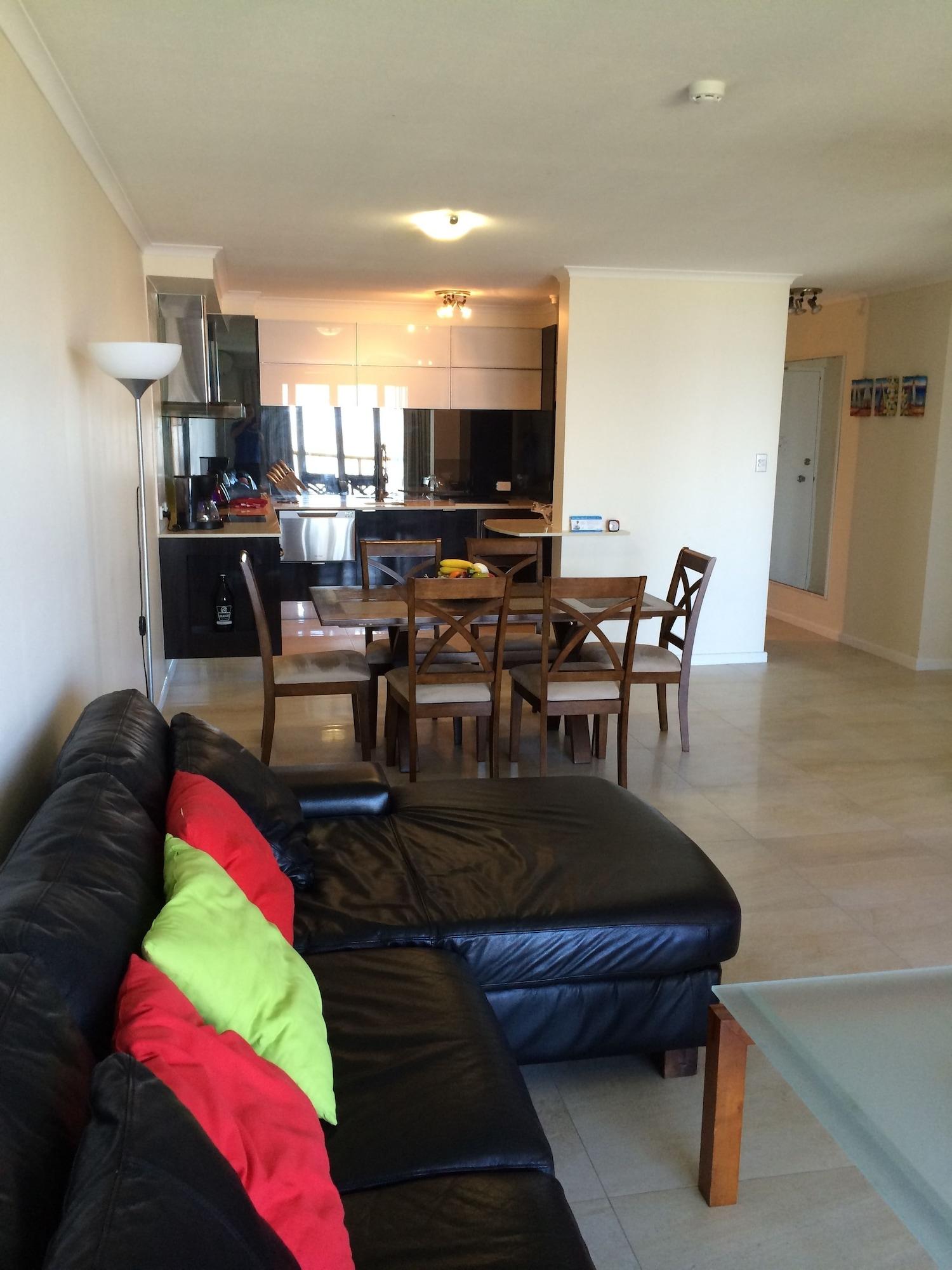 קאירנס Coral Towers Holiday Suites מראה חיצוני תמונה