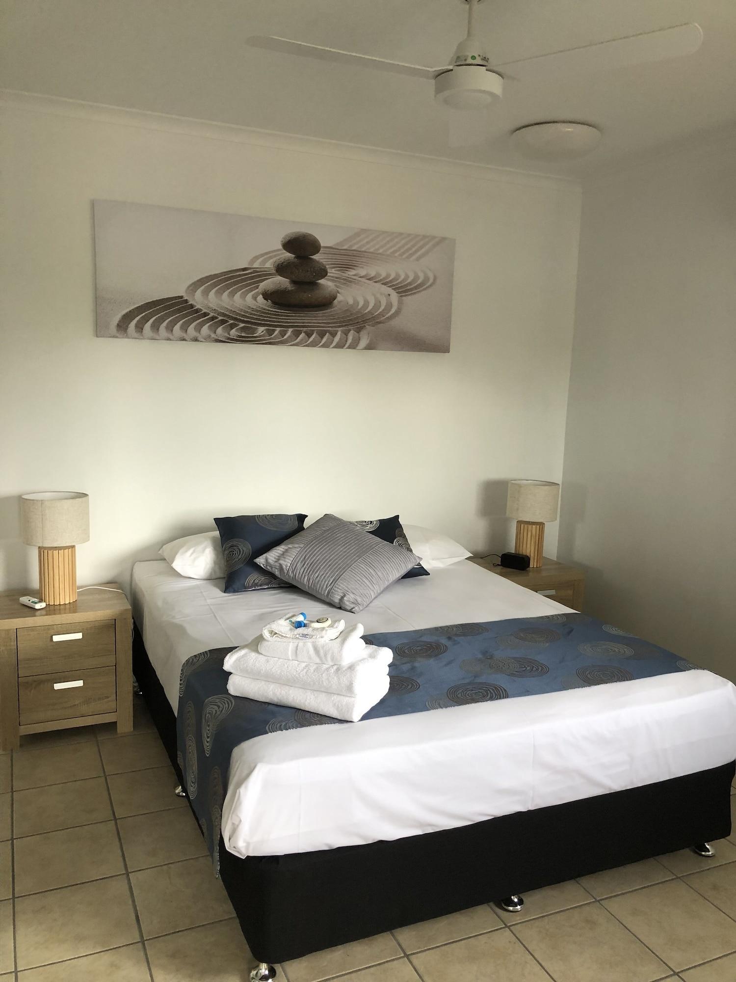 קאירנס Coral Towers Holiday Suites מראה חיצוני תמונה