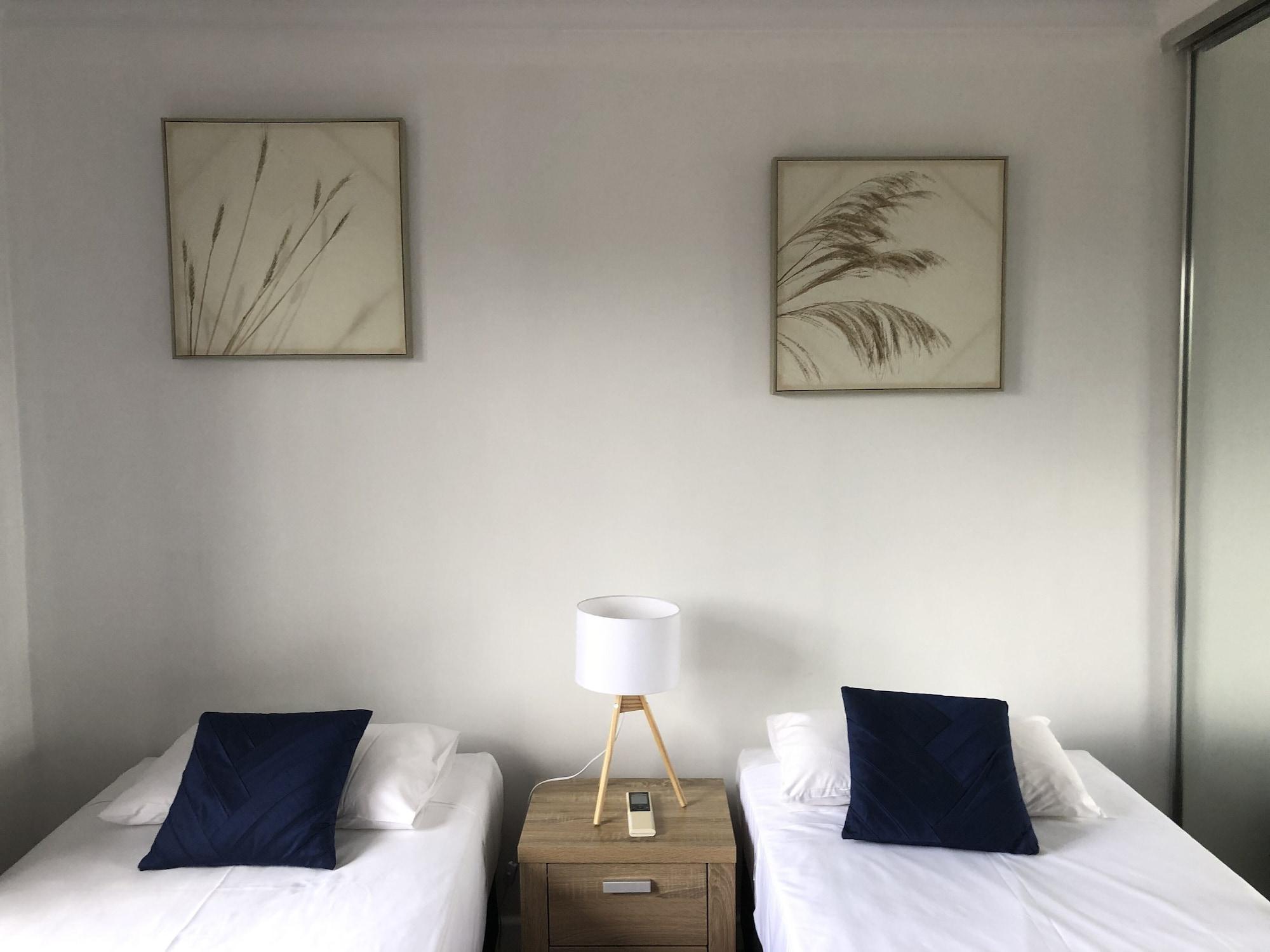 קאירנס Coral Towers Holiday Suites מראה חיצוני תמונה