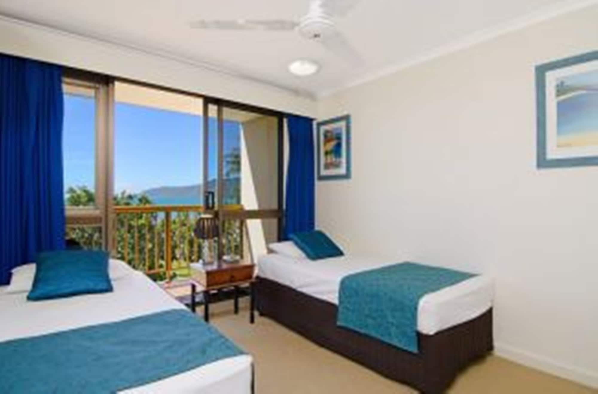 קאירנס Coral Towers Holiday Suites מראה חיצוני תמונה