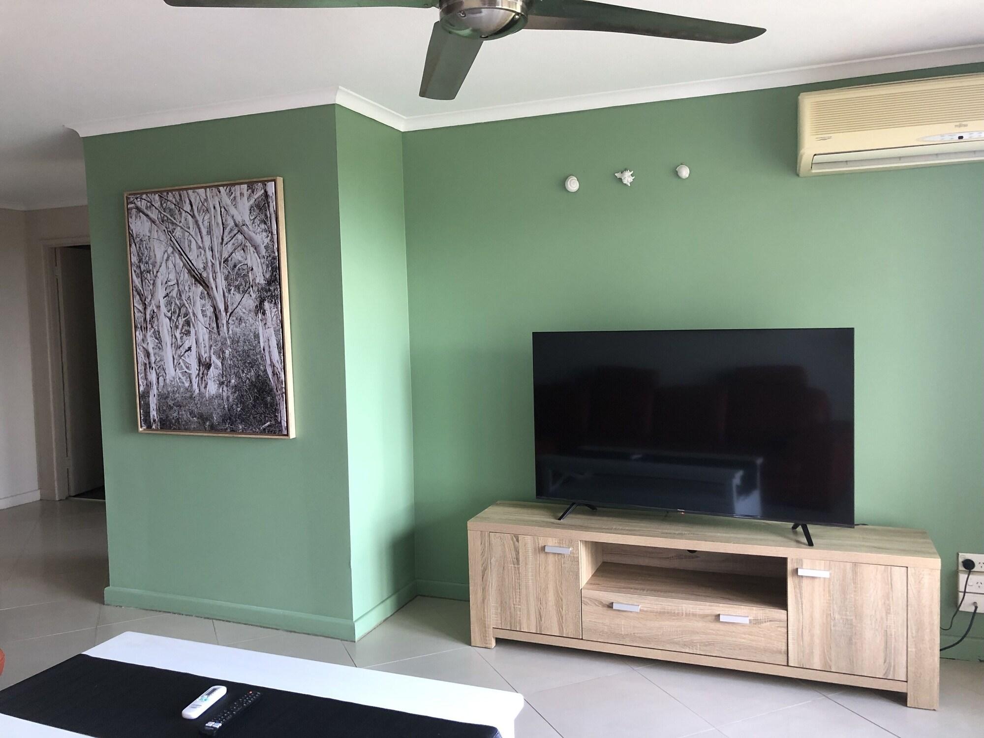 קאירנס Coral Towers Holiday Suites מראה חיצוני תמונה