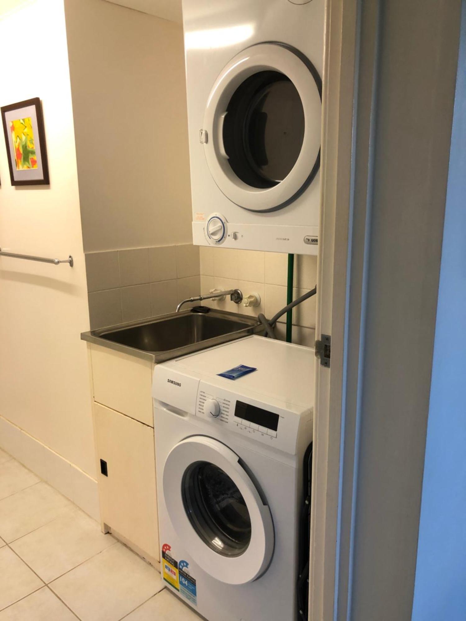 קאירנס Coral Towers Holiday Suites מראה חיצוני תמונה
